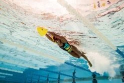 FINIS Alignment Kickboard -Pool Wear 1.05.042 image usage 23