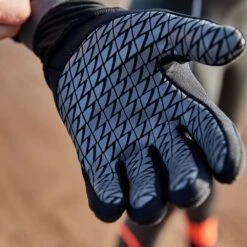 ZONE3 Neoprene Swim Gloves -Pool Wear neoprene gloves 6 1000x 2x aafdd1c2 c7d1 4ca8 85f1 23139d6e0e03
